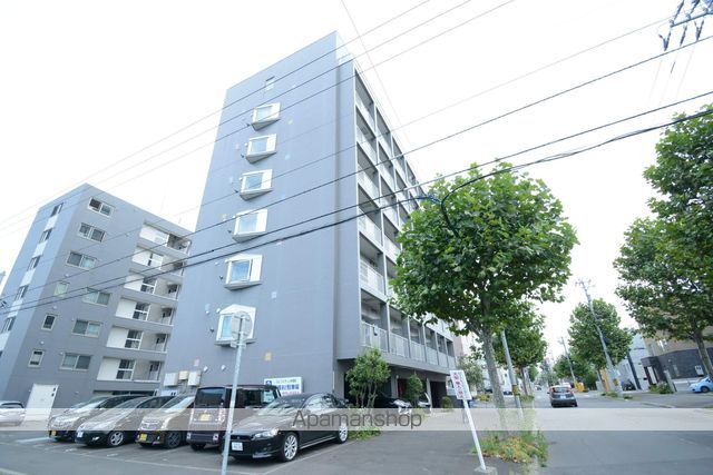 ミルフィオーレ学園前の外観写真