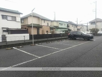 レオパレス大楽寺Ⅱ[1K/23.61m2]の駐車場2