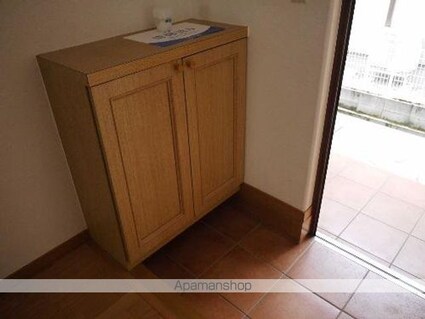 クレーリュ・ド・リュンヌ[2LDK/67.01m2]の玄関