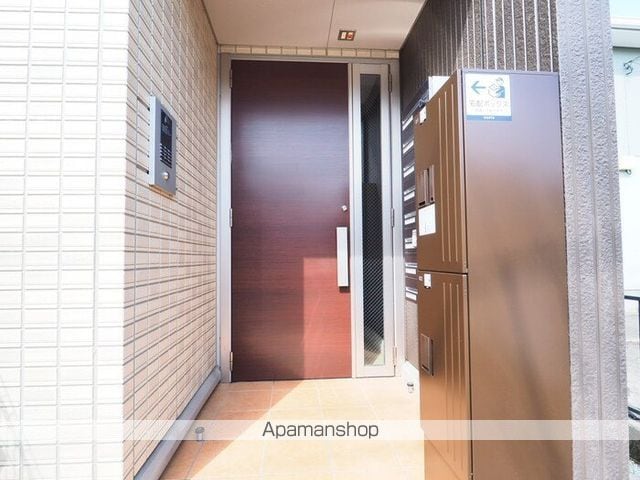 サウスメゾンの玄関写真