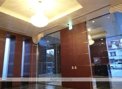 東京都豊島区東池袋４丁目[1K/47.4m2]のエントランス