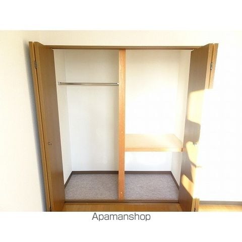 アイランドパレス2の内装写真