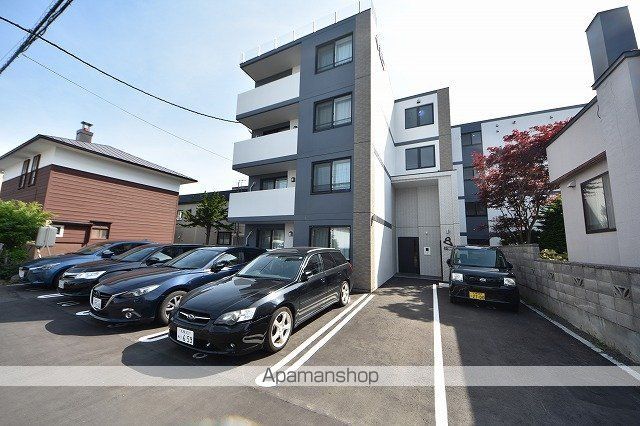 8 3W2 HACHI SANWESTNYの外観写真