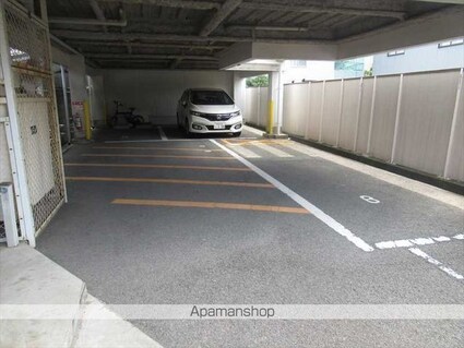 シャルムアシベ[1K/27m2]の駐車場