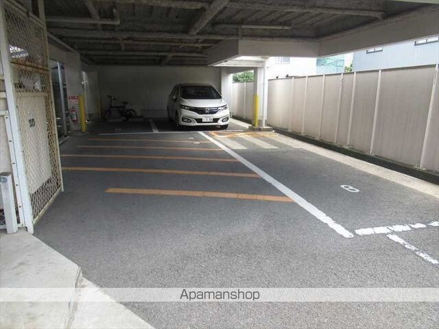 シャルムアシベ[1K/27m2]の駐車場