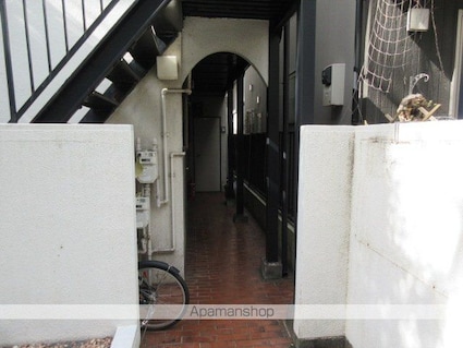 コーポ野方[1R/11.5m2]のエントランス2