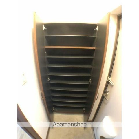 アークコート北大西IIIの内装写真