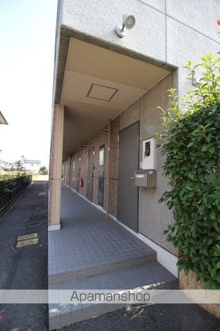 フィネスエトワールの玄関写真