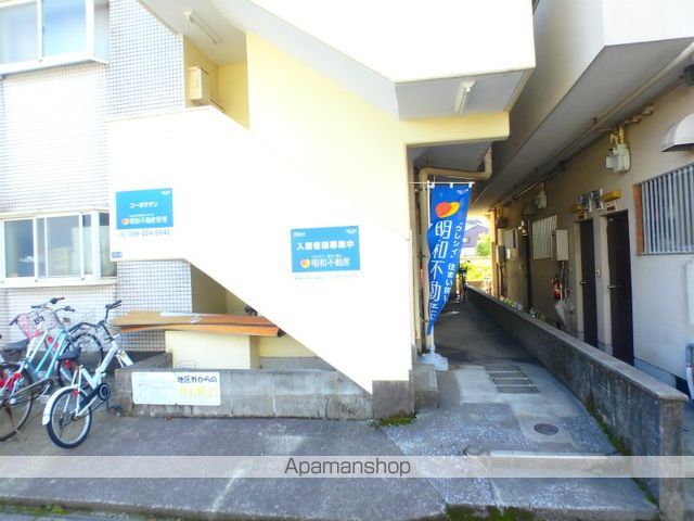 コーポサザンの玄関写真