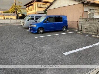 ジョイフル　井上[1K/19.87m2]の駐車場