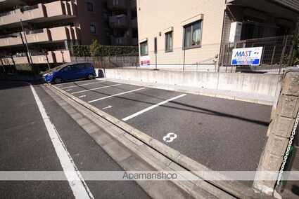 ラリジェーロ[1K/28.37m2]の駐車場