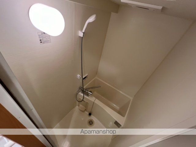 ロイヤルガーデン弐番館の内装写真
