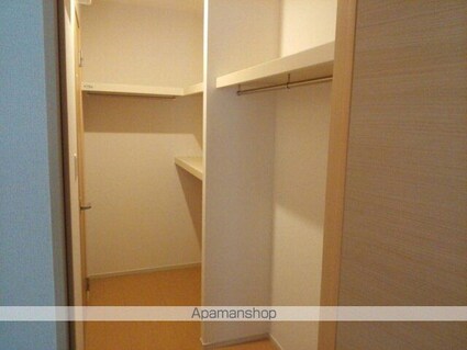 テラビスタⅡ[1LDK/46.68m2]の収納