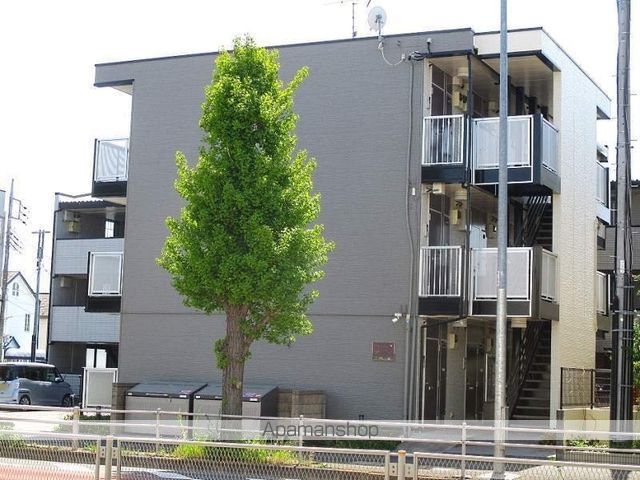 レオパレス拝島町IIの外観写真