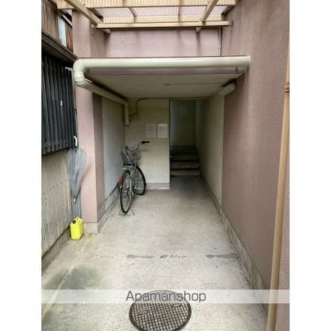 加納ARMSの玄関写真