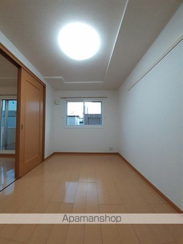 AUTANA アウタナの内装写真