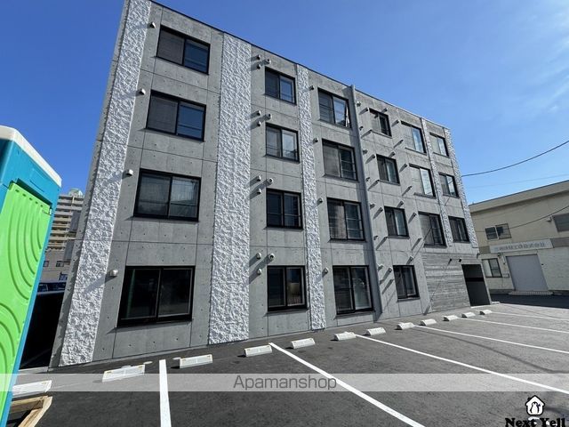 ALPHA学園前の外観写真