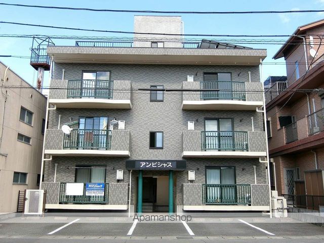 アンビシャス