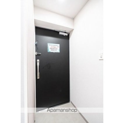 ウェルスクエア新宿戸山[1LDK/52.01m2]の玄関