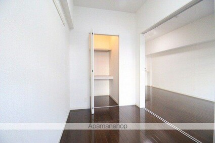 レイ・クレスト[1LDK/42.75m2]の収納