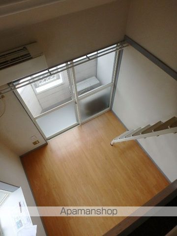 メゾンロワール皇山町の内装写真