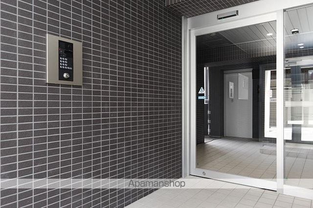 MAYFAIR中央町PREMIUMの玄関写真