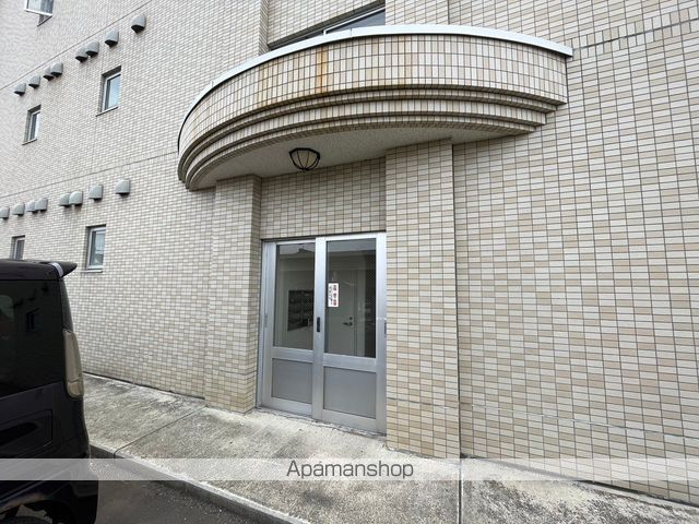 モイザリリバーハイツの玄関写真