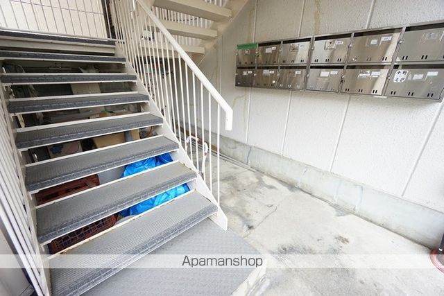 ホワイトハイツ春日の内装写真