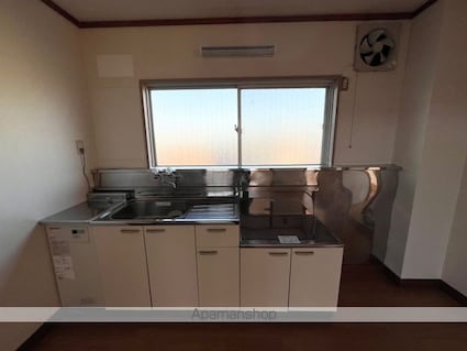 メゾン八幡[3DK/58m2]のキッチン