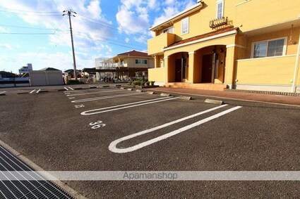 プリートアルバⅡ[2LDK/62.45m2]の駐車場