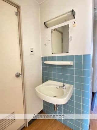 ラ・トゥール屋島百石[3DK/52.92m2]の洗面所