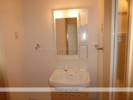 Ｇｒａｎｄｅｕｒ　Ｃｈａｔｅａｕ　[1LDK/33m2]の洗面所