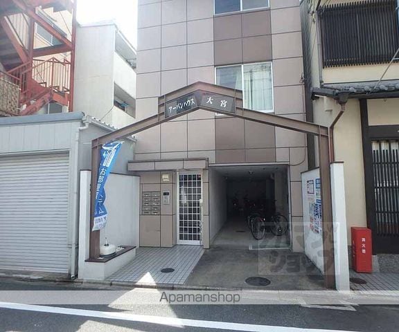 アーバンハウス北西の玄関写真