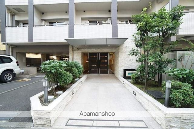 日神デュオステージ亀戸の玄関写真