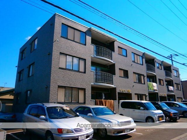 バンビーノ月寒の外観写真