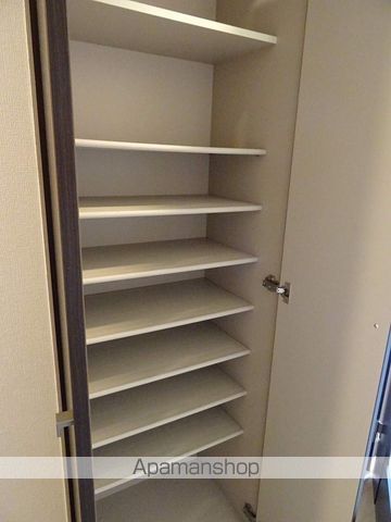 アーバンフラッツ榴ヶ岡の内装写真