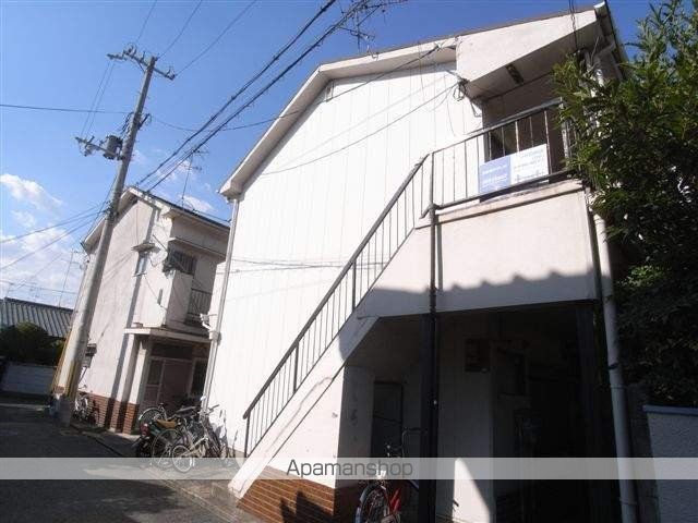西中コーポの玄関写真