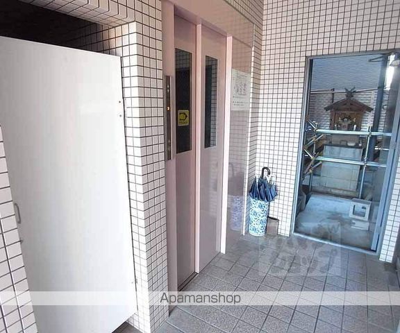 パレスオブタクティクスの玄関写真