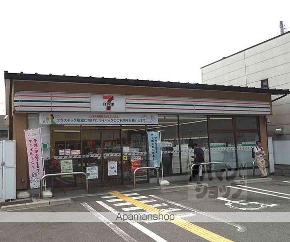 フォワード伏見稲荷の周辺写真