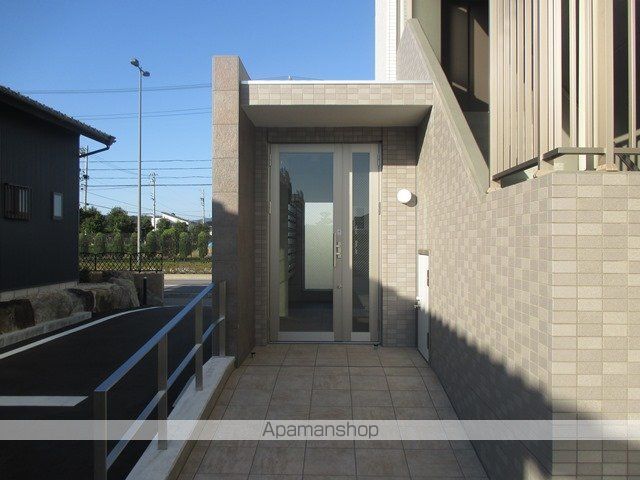 VILLA浄水の玄関写真