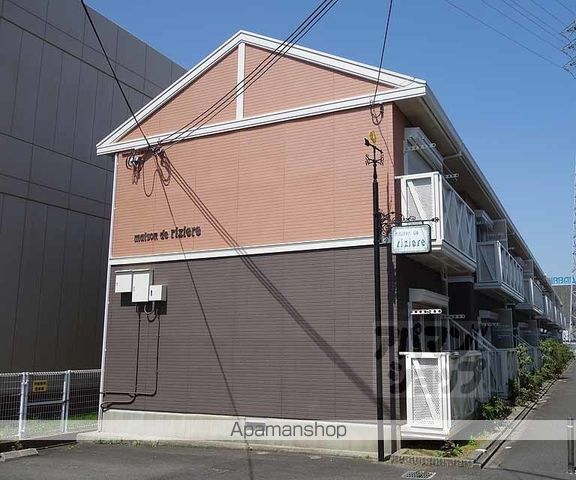 メゾンドリジェールの外観写真