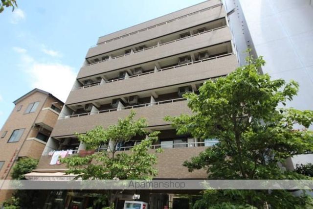 阪急電鉄宝塚線 川西能勢口駅 徒歩3分 6階建 築30年の外観写真