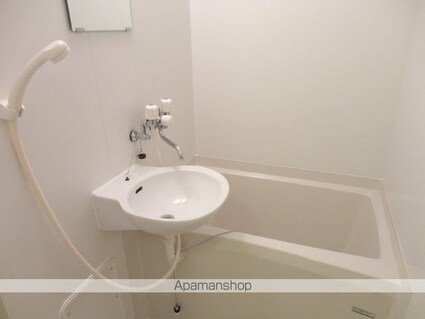 レオパレスウーノ安原[1K/23.72m2]のバス