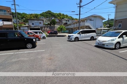 モナリエ・ユキ[1LDK/33.39m2]の駐車場