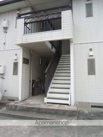 ソファレ久米田の玄関写真