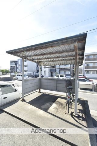 クリスタル女池 Aの内装写真