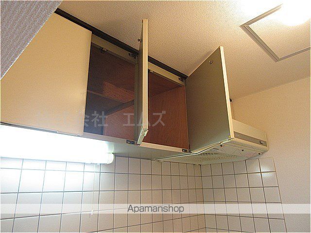 エリートの内装写真