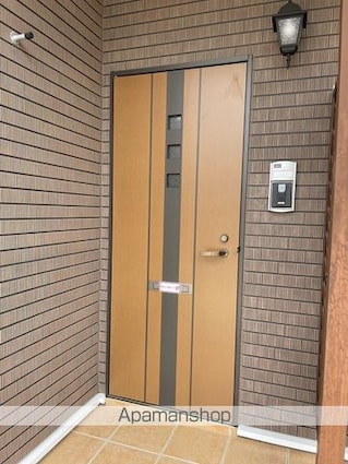 サニーエレガンスＡ棟[1LDK/45.77m2]のエントランス3