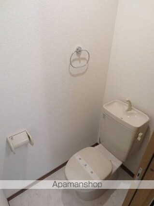 ファースト　Ｍ＆Ｅ[2DK/43.06m2]のトイレ