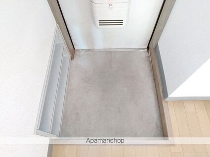 長野県松本市大字新村[1K/29.7m2]の玄関